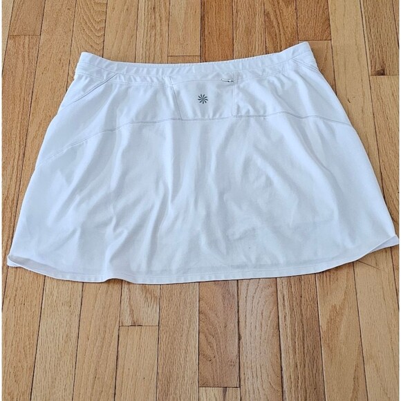 Athleta Run With It 15" Skort, Size Medium, White - Picture 5 of 6